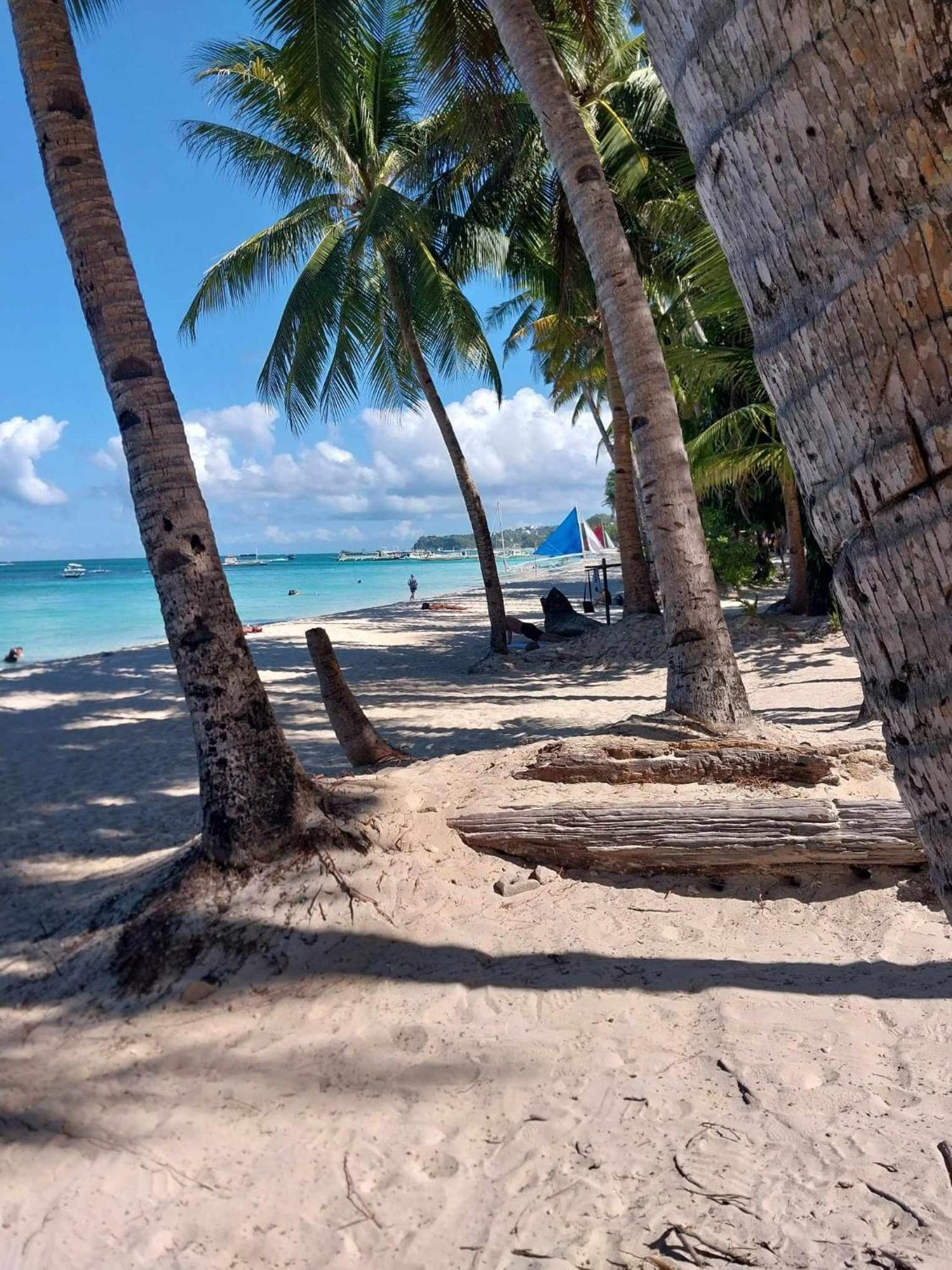 Boracay Luxury * Manoc-Manoc