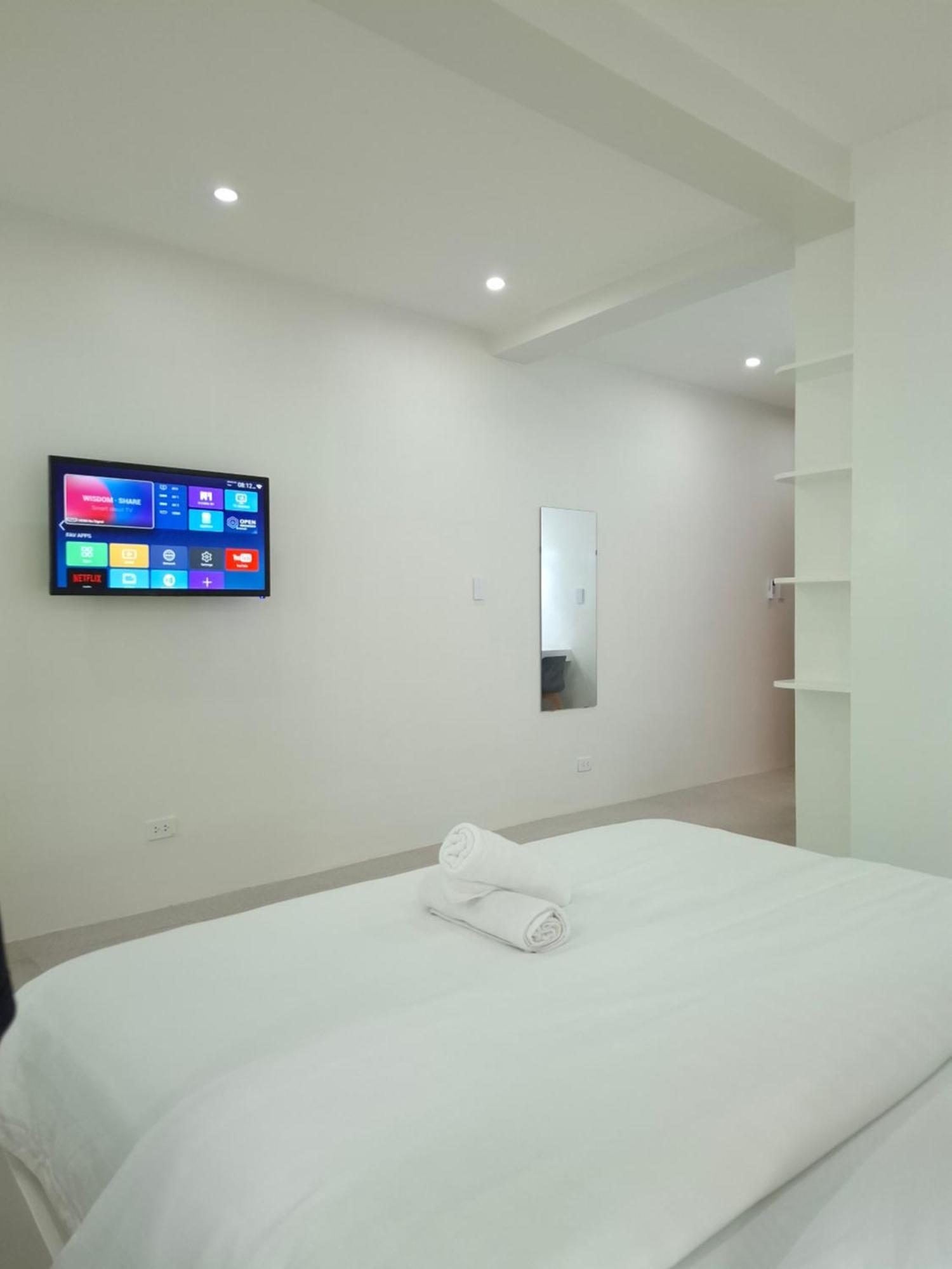 Boracay Luxury * Manoc-Manoc